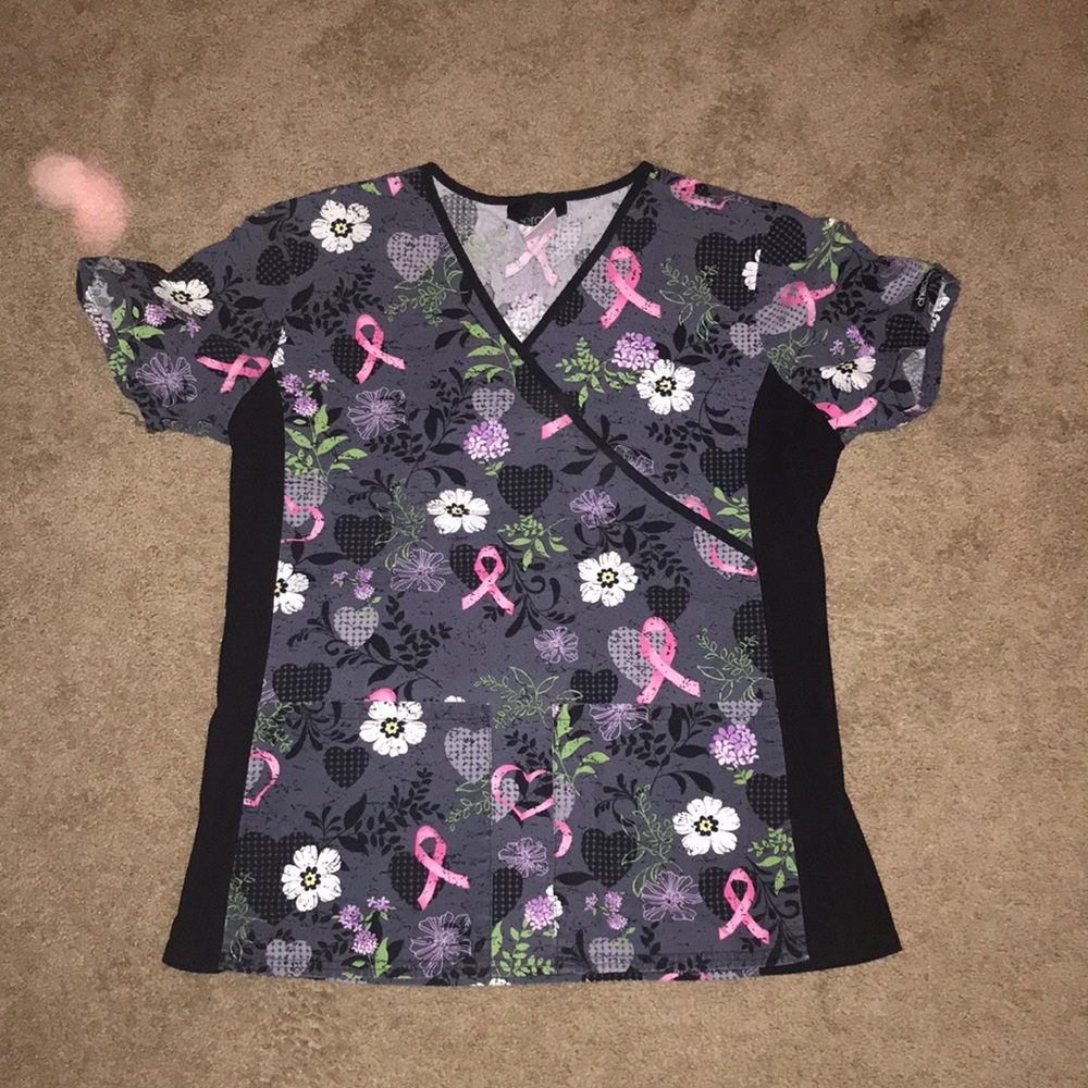 ♦️Cherokee scrub top